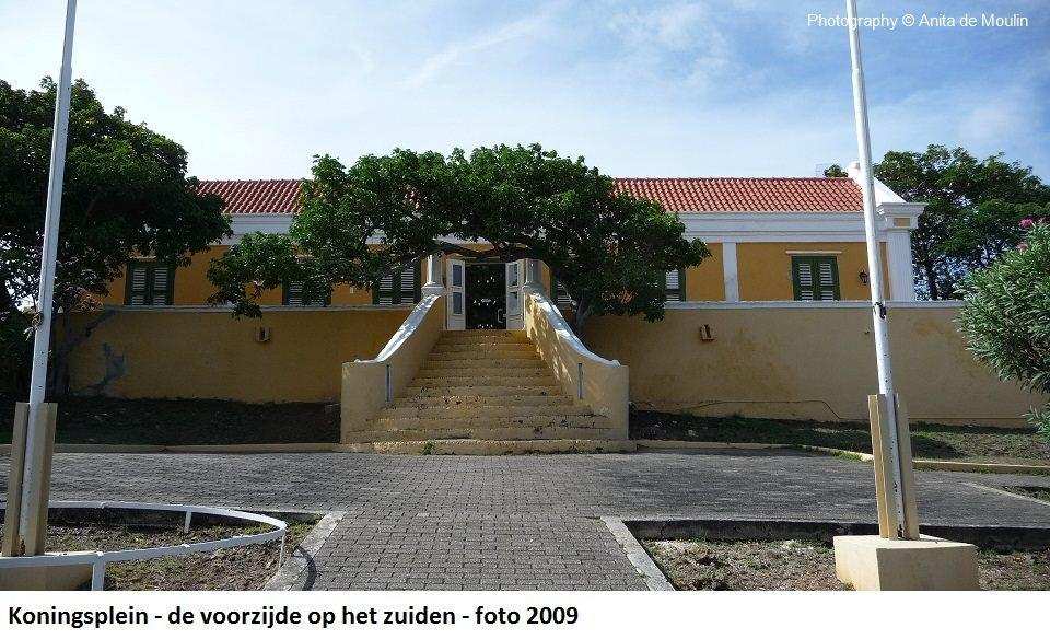 07. Koningsplein voorzijde op het zuiden 2009